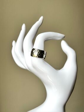 Vintage Silpada Sterling Silver Wide Band Hammered Ring Size 8